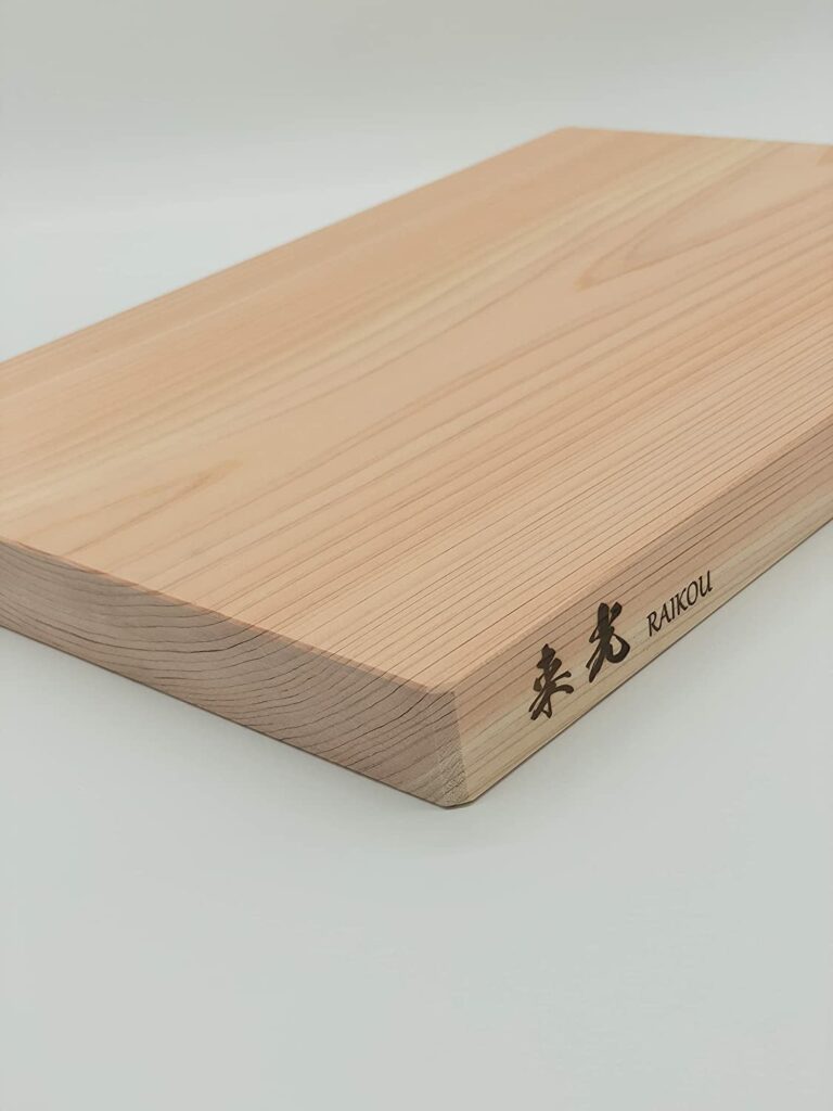 Japanese Cypress (Kiso Hinoki) Cutting Board1