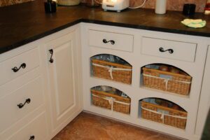 Kitchen-Cabinet-Baskets